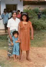 Voorgestelde-bewoners-Jayanta-en-zijn-vrouw-van-huisje-1-Sri-Lanka