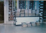 Door-Prisma-betaalde-spullen-voor-MSS-scholen-16-2-1997-schoolboeken
